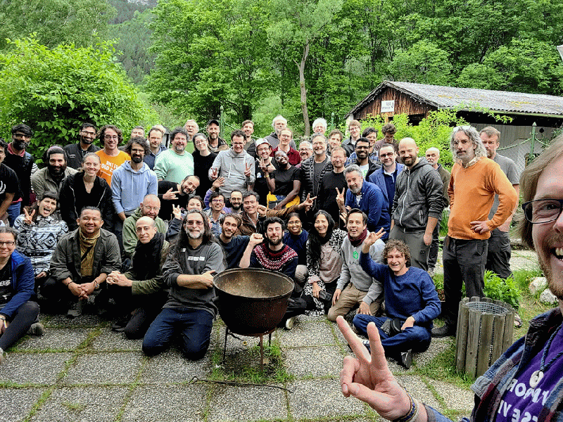 cofi_group_photo.gif